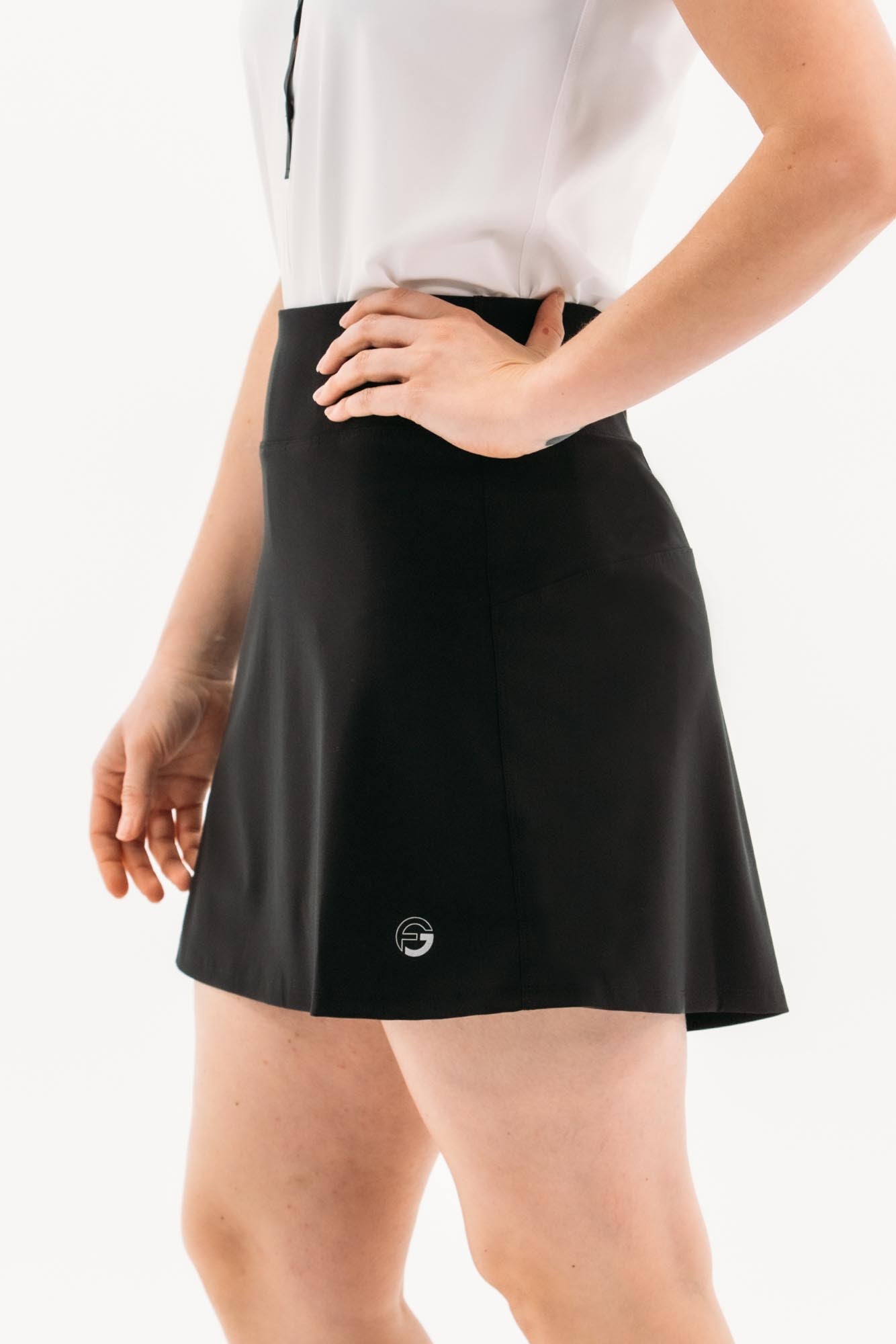 NAKED GOLF PERFECT SKIRT 黒RUFFLOG NAKED GOLF PERFECT SKIRT 黒RUFFLOG - メルカリ