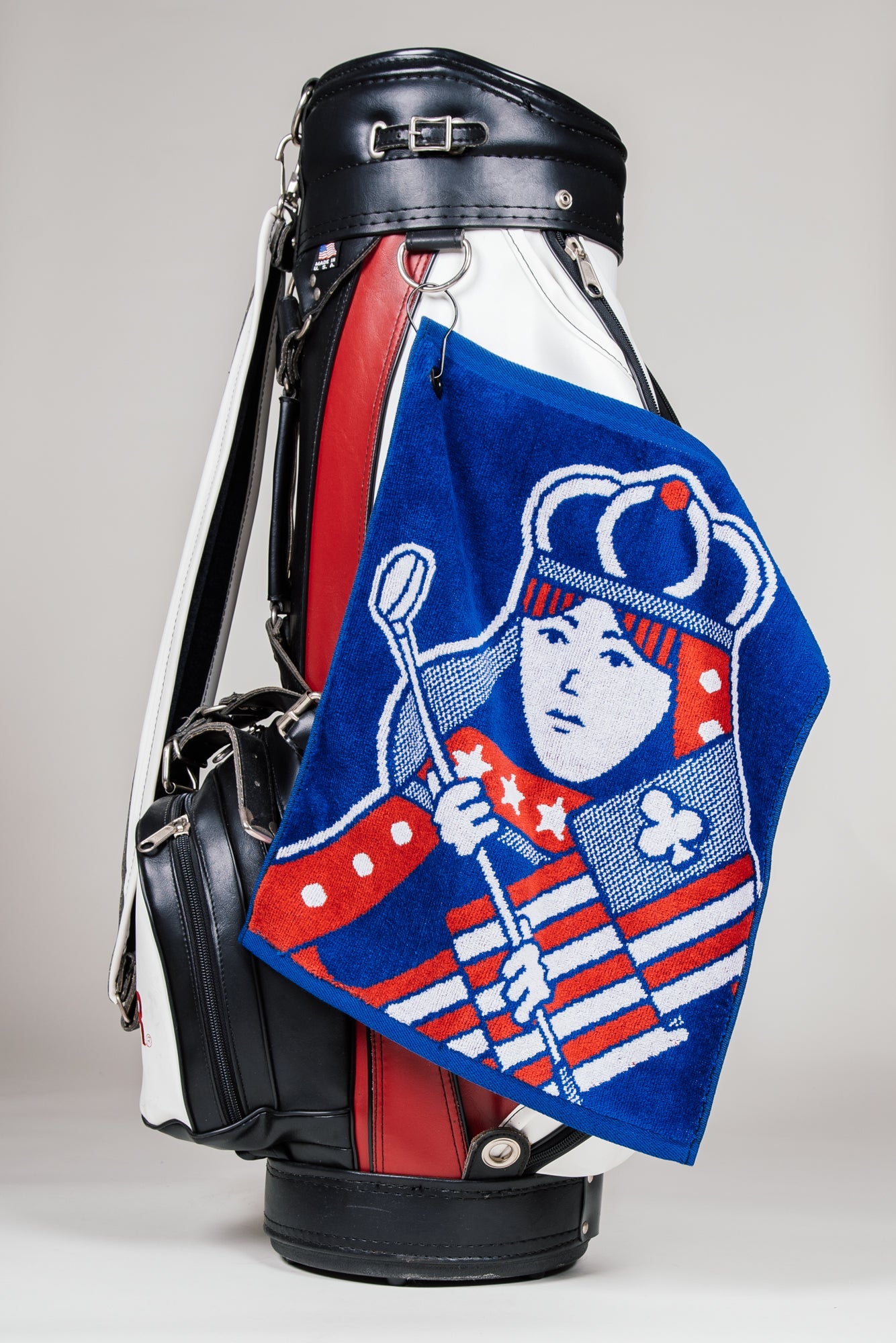 Queen of Clubs Golf Towel – Foray Golf