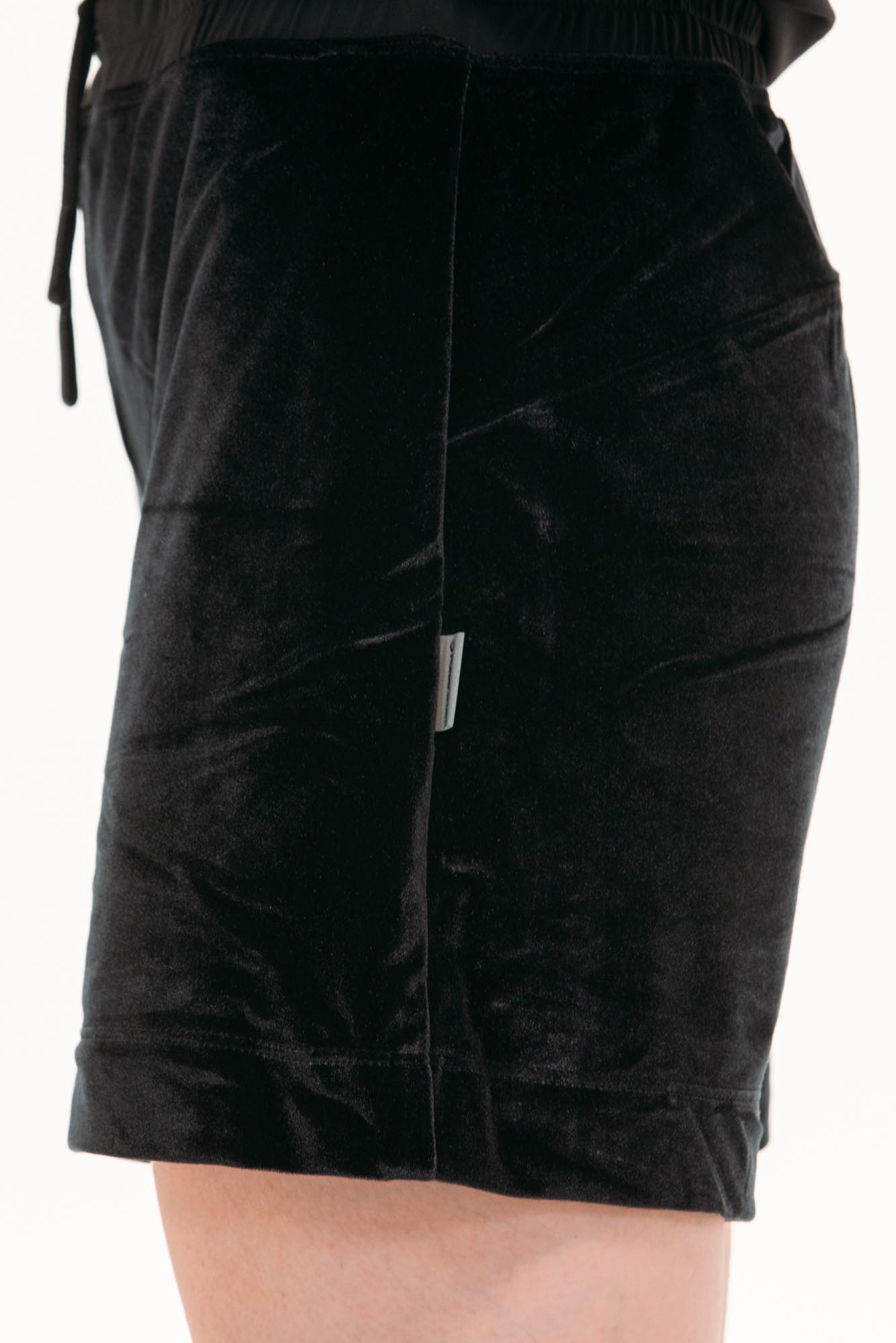 Velour Velvet Shorts – Foray Golf